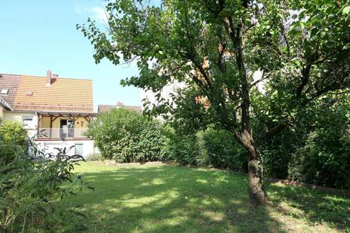 Hausansicht - Doppelhaushälfte in 65439 Flörsheim mit 87m² kaufen