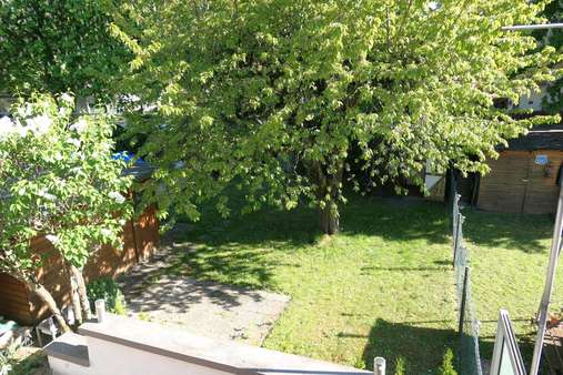 Garten eingewachsen - Doppelhaushälfte in 65931 Frankfurt mit 99m² kaufen