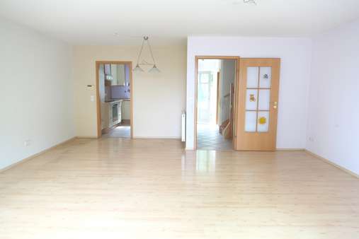 Wohnzimmer Wohnzimmer - Reihenmittelhaus in 65439 Flörsheim mit 134m² kaufen
