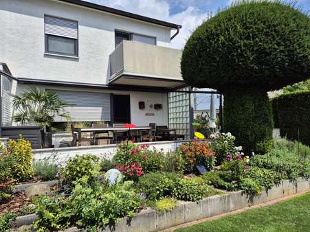 Terrassenansicht Garten Terrassenansicht Garten - Doppelhaushälfte in 65239 Hochheim mit 106m² kaufen