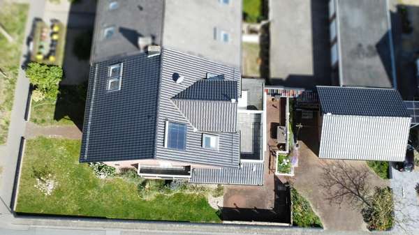 Drohnenaufnahme 1 - Einfamilienhaus in 47533 Kleve mit 235m² kaufen