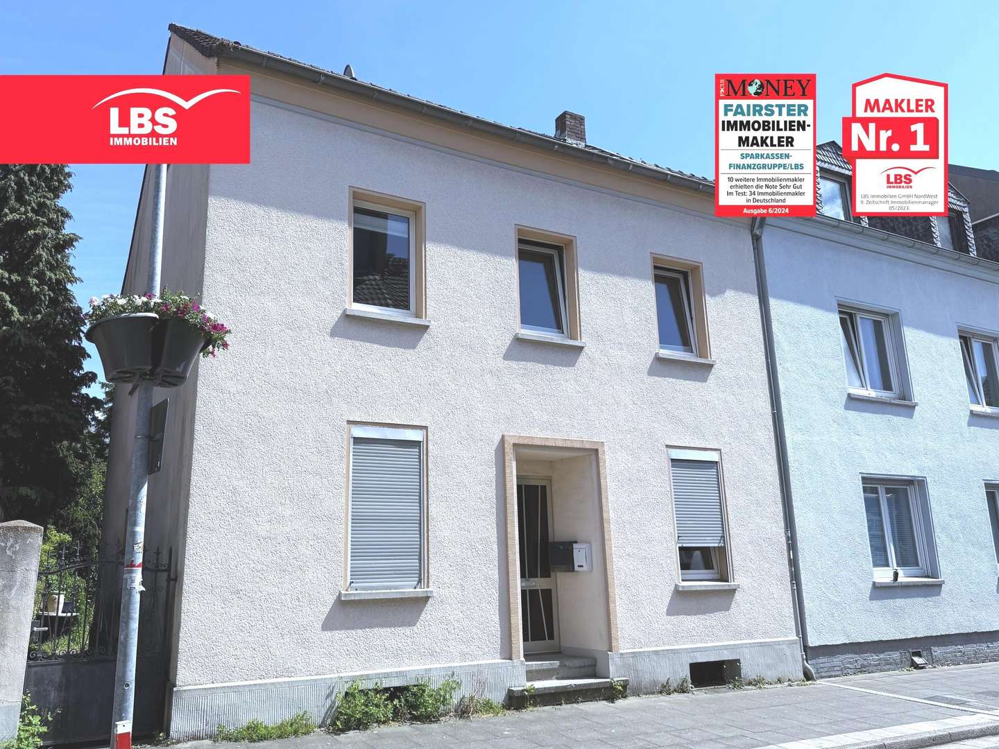 Strassenansicht Strassenansicht - Reiheneckhaus in 47441 Moers mit 176m² kaufen