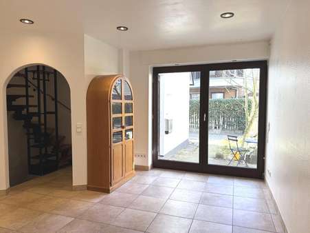 Wohnzimmer - Reihenendhaus in 47441 Moers mit 124m² kaufen