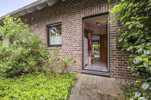 Außenansicht - Doppelhaushälfte in 47551 Bedburg-Hau mit 80m² kaufen