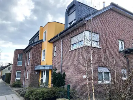 Besichtigen-Kaufen-Einziehen! - hochwertig ausgestattete Maisonettewohnung 