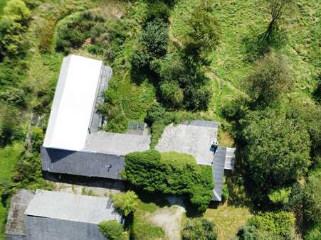 Drohne Haus und Scheunen - Bauernhaus in 46446 Emmerich mit 140m² kaufen