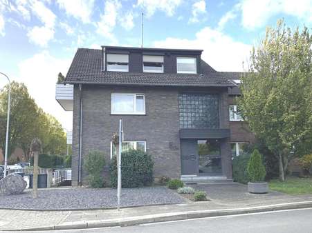 Ansicht - Etagenwohnung in 47447 Moers mit 74m² kaufen