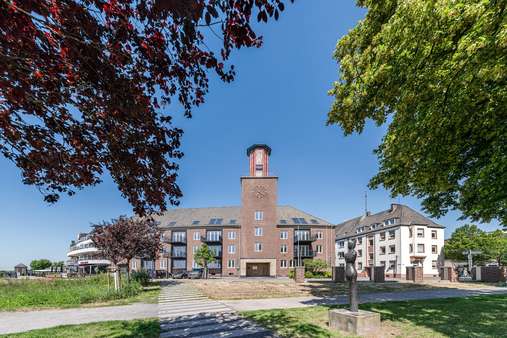 Außenansicht - Etagenwohnung in 46446 Emmerich mit 112m² kaufen