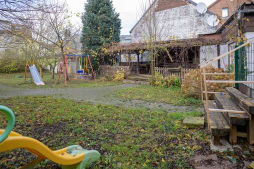 05-Außenansicht - Mehrfamilienhaus in 59199 Bönen mit 243m² als Kapitalanlage kaufen