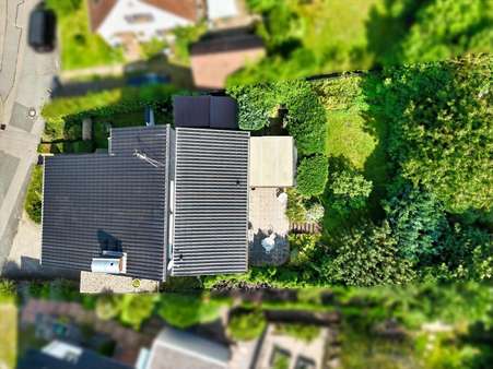 Ansicht von oben Ansicht von oben - Einfamilienhaus in 69412 Eberbach mit 178m² kaufen