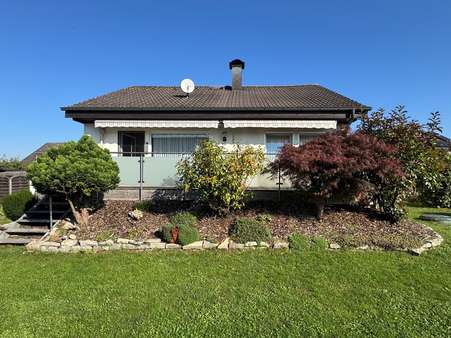 Rückseite Rückseite - Einfamilienhaus in 74928 Hüffenhardt mit 85m² kaufen