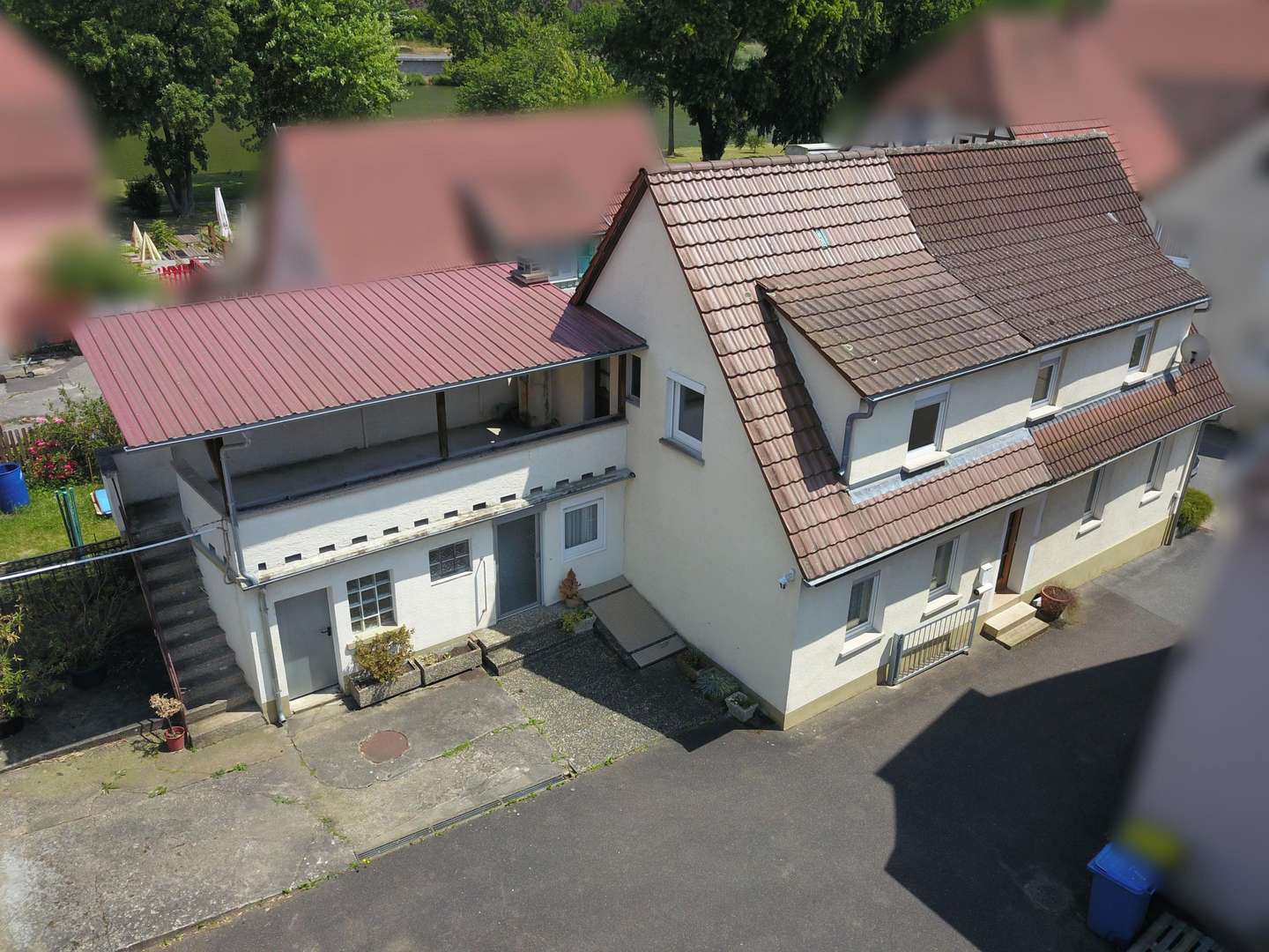 Seitenansicht_Wohnhaus - Einfamilienhaus in 74855 Haßmersheim mit 125m² kaufen