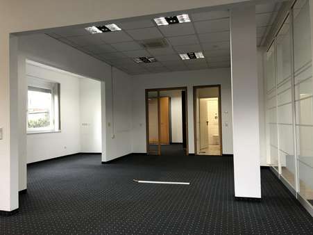 Bürofläche - Büro in 74869 Schwarzach mit 83m² mieten