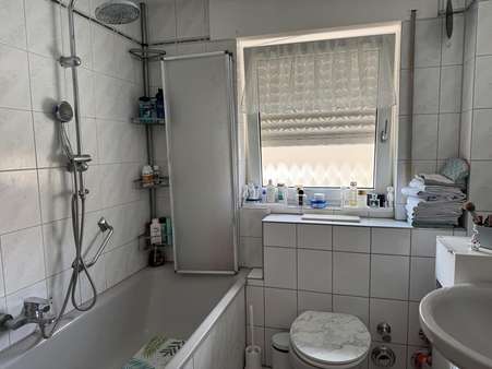 Tageslichtbad Tageslichtbad - Dachgeschosswohnung in 44575 Castrop-Rauxel mit 56m² kaufen