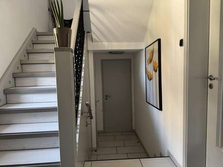 Eingang Flur Nr. 19 - Zweifamilienhaus in 44579 Castrop-Rauxel mit 198m² kaufen
