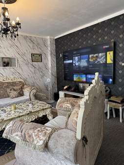 Wohnzimmer - Etagenwohnung in 45663 Recklinghausen mit 131m² kaufen