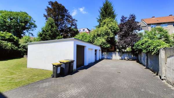 Garagenhof hinter dem Wohnhaus - Etagenwohnung in 45659 Recklinghausen mit 100m² kaufen