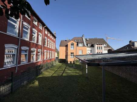 Außenansicht - Mehrfamilienhaus in 42651 Solingen mit 190m² kaufen