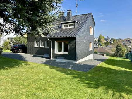 null - Zweifamilienhaus in 42929 Wermelskirchen mit 107m² kaufen