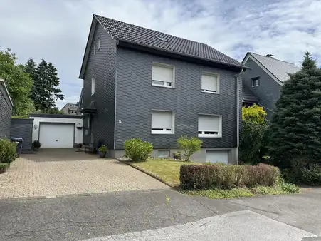 Ansprechendes Ein-/Zweifam.-Haus im gefragten Ostviertel von Wermelskirchen