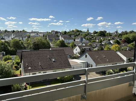 Aussicht Loggia - Etagenwohnung in 42477 Radevormwald mit 61m² kaufen