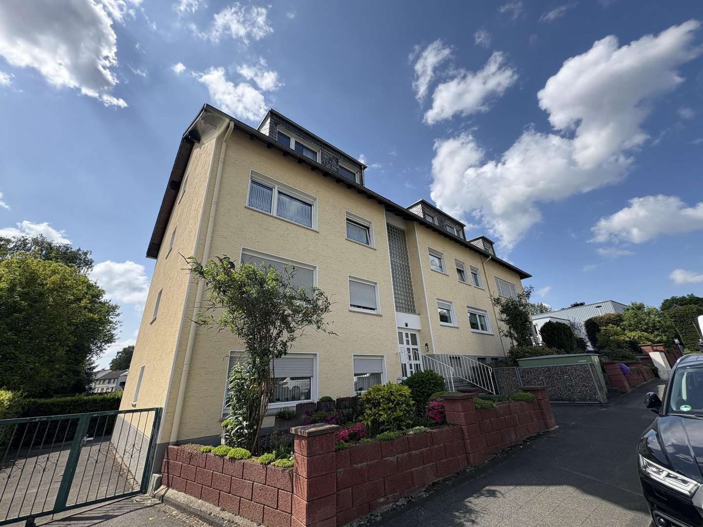 Außenansicht - Etagenwohnung in 42655 Solingen mit 70m² kaufen