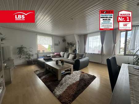 Wohnzimmer Wohnzimmer - Etagenwohnung in 42651 Solingen mit 70m² kaufen