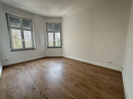 Büro 4 Büro 4 - Bürohaus in 42651 Solingen mit 108m² als Kapitalanlage kaufen