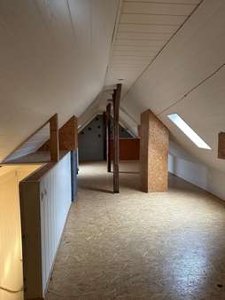 Dachboden - Mehrfamilienhaus in 42651 Solingen mit 531m² kaufen