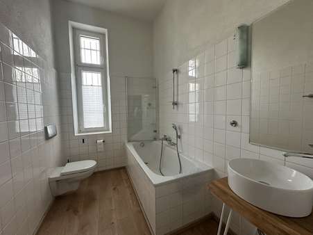 Tageslichtbadezimmer - Etagenwohnung in 42651 Solingen mit 108m² kaufen