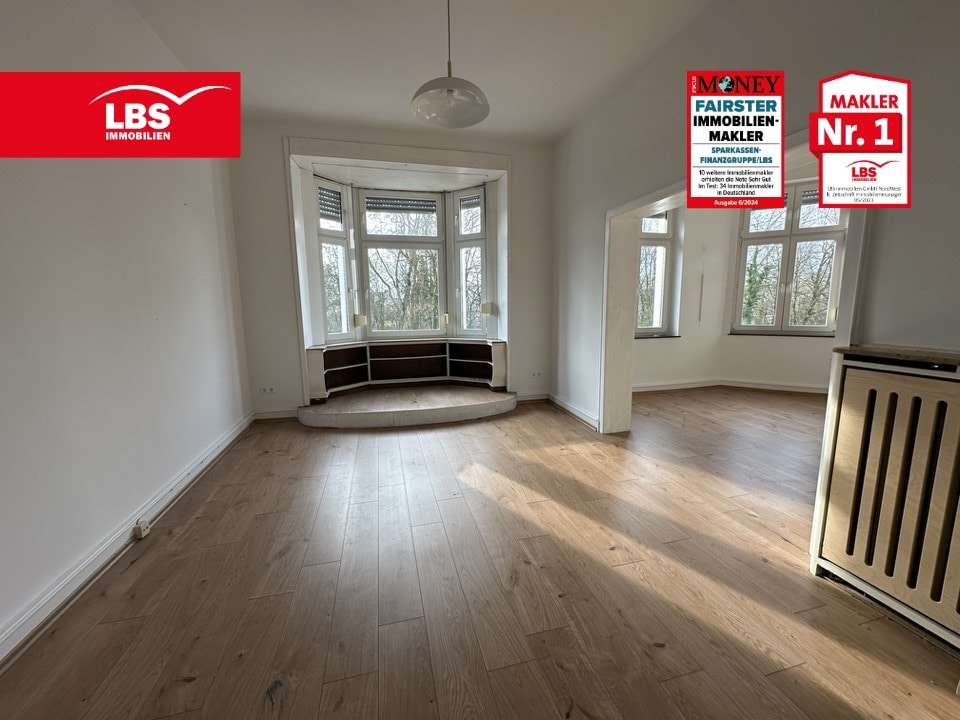 Wohn und Esszimmer - Etagenwohnung in 42651 Solingen mit 108m² kaufen