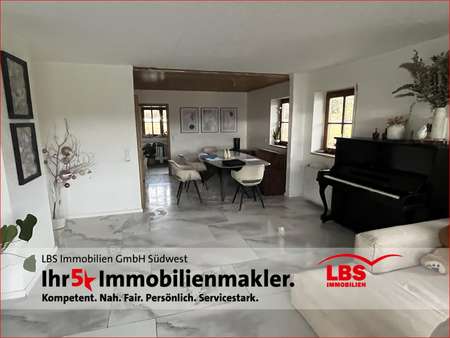 Wohn- Esszimmer - Doppelhaushälfte in 79733 Görwihl mit 232m² kaufen