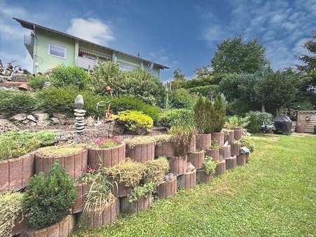 Garten Garten - Zweifamilienhaus in 79848 Bonndorf mit 355m² kaufen