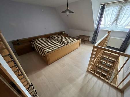 Schlafzimmer DG - Zweifamilienhaus in 79879 Wutach mit 328m² kaufen