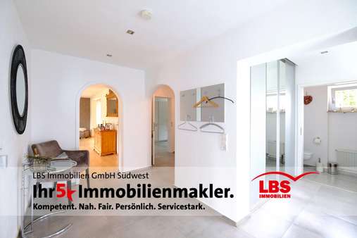 Flur EG - Einfamilienhaus in 76199 Karlsruhe mit 215m² kaufen