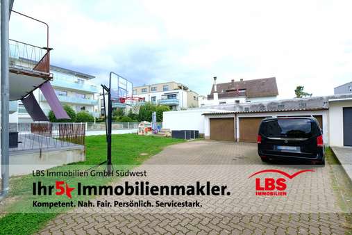 Garten - und Hofbereich - Mehrfamilienhaus in 76275 Ettlingen mit 252m² kaufen