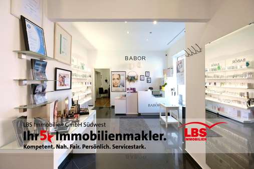 Eingangsbereich Eingangsbereich - Büro in 74927 Eschelbronn mit 110m² kaufen