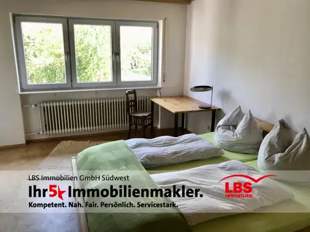 Charmante Doppelhaushälfte mit Wintergarten, Garage und großzügigem Wohnkomfort