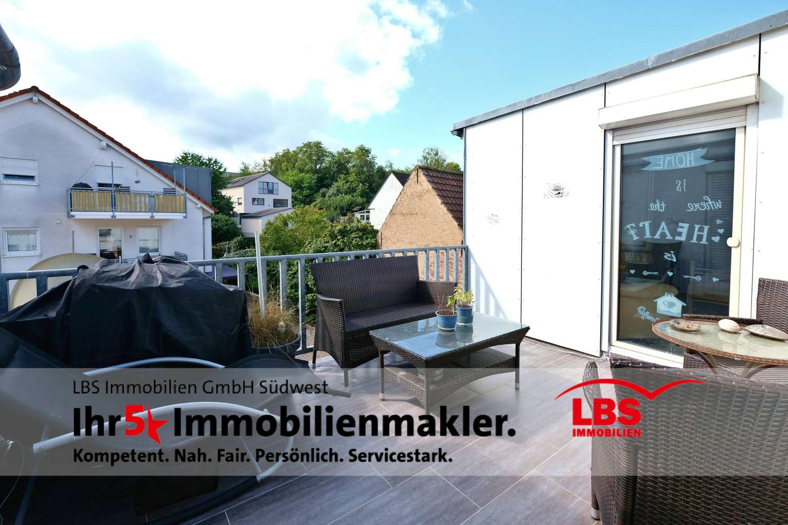 Dachterrasse Dachterrasse - Dachgeschosswohnung in 75196 Remchingen mit 111m² kaufen