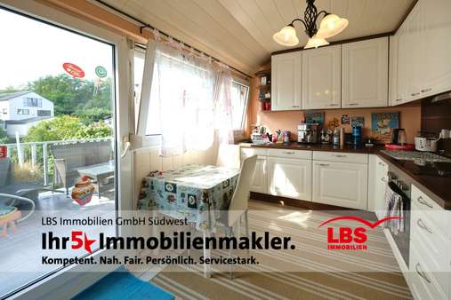 Küche Küche - Dachgeschosswohnung in 75196 Remchingen mit 111m² kaufen
