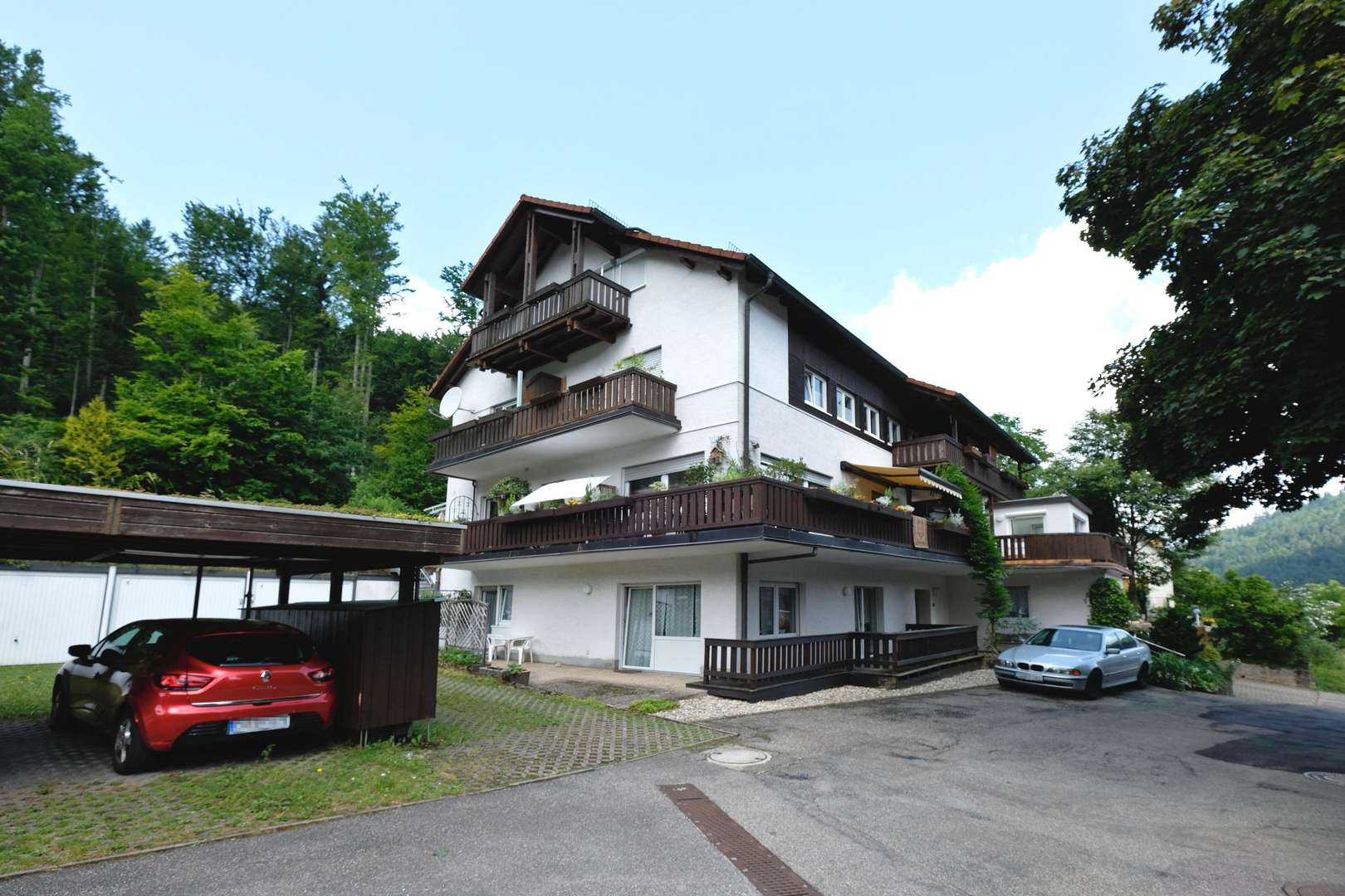 Außenansicht Außenansicht - Erdgeschosswohnung in 76332 Bad Herrenalb mit 87m² kaufen