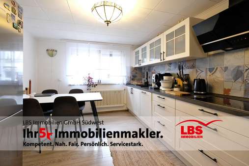 Küche Küche - Doppelhaushälfte in 76532 Baden-Baden mit 147m² kaufen