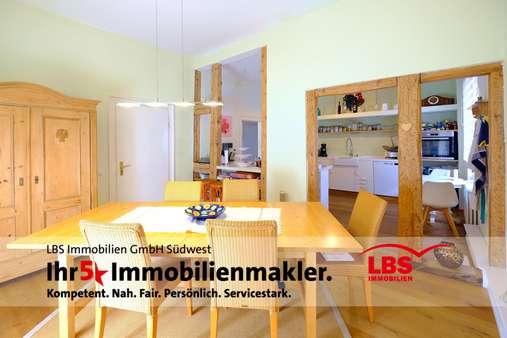 Esszimmer + Küche - Zweifamilienhaus in 76530 Baden-Baden mit 269m² kaufen
