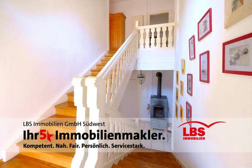 Treppenhaus - Zweifamilienhaus in 76530 Baden-Baden mit 269m² kaufen