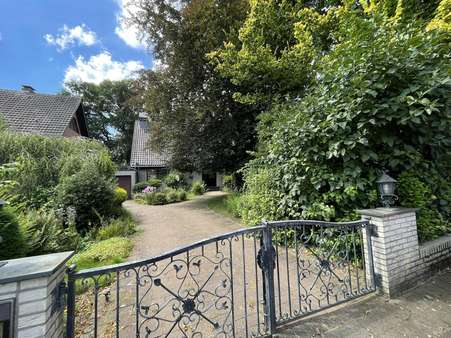Garten vorne - Einfamilienhaus in 46286 Dorsten mit 183m² kaufen