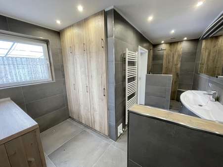 Badezimmer EG - Etagenwohnung in 46414 Rhede mit 159m² kaufen