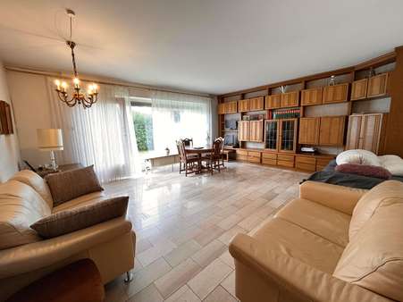 Wohnzimmer - Zweifamilienhaus in 46325 Borken mit 188m² kaufen