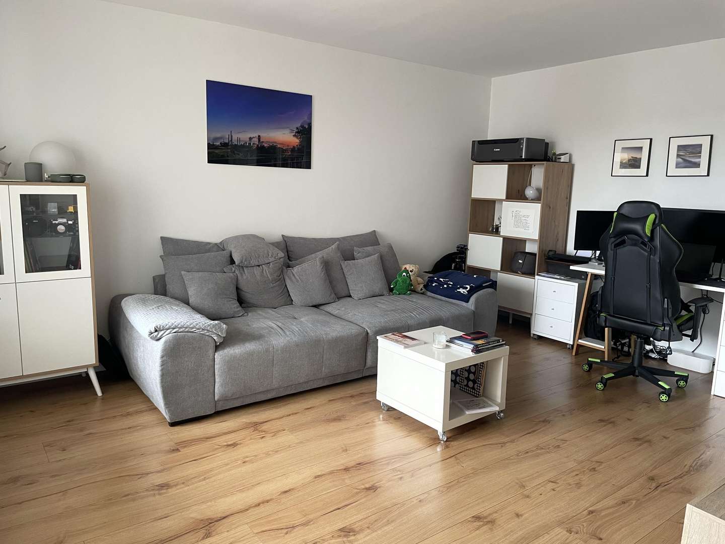 Wohnzimmer - Etagenwohnung in 24944 Flensburg mit 70m² kaufen