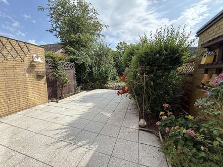 Terrasse - Reihenendhaus in 24943 Flensburg mit 97m² kaufen