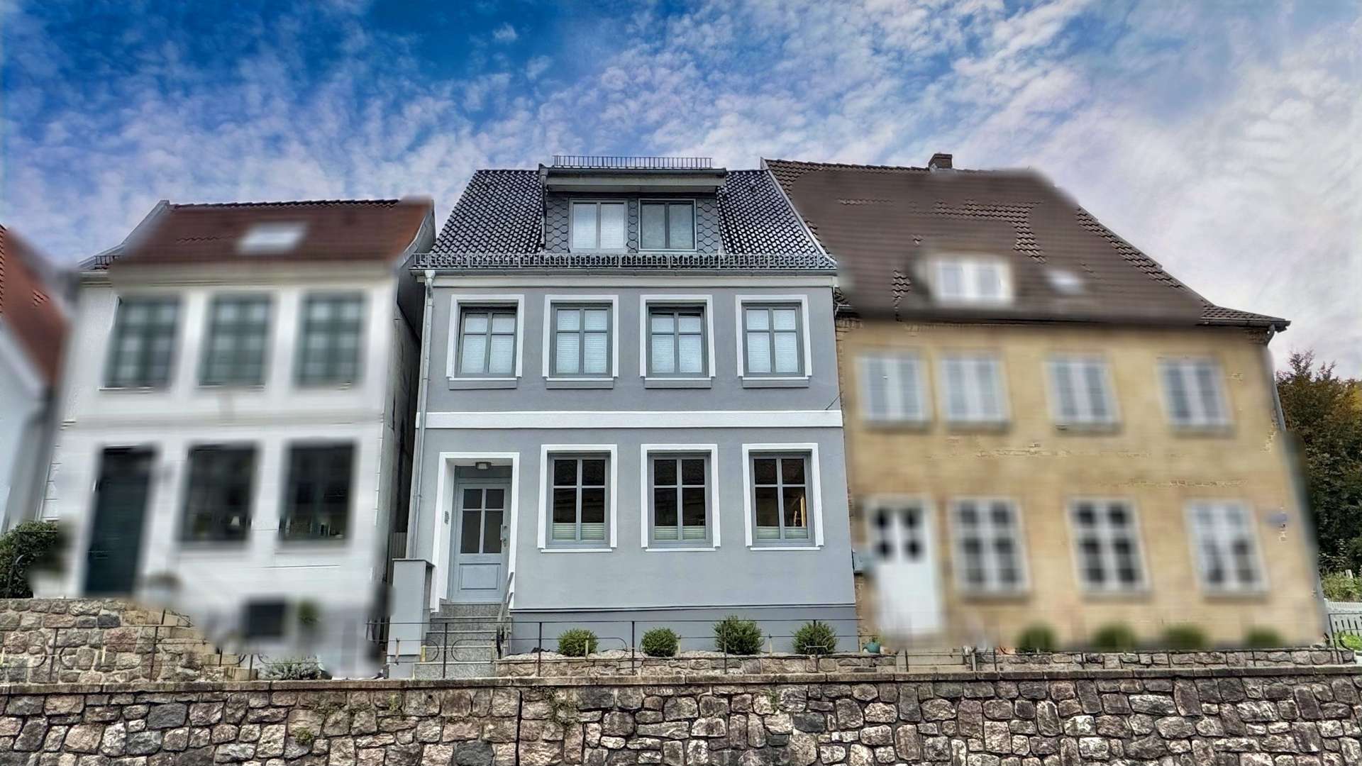 Außenansicht - Einfamilienhaus in 24837 Schleswig mit 260m² kaufen